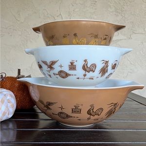 Vintage Pyrex Set of 3 Early American Cinderella Mixing Bowls